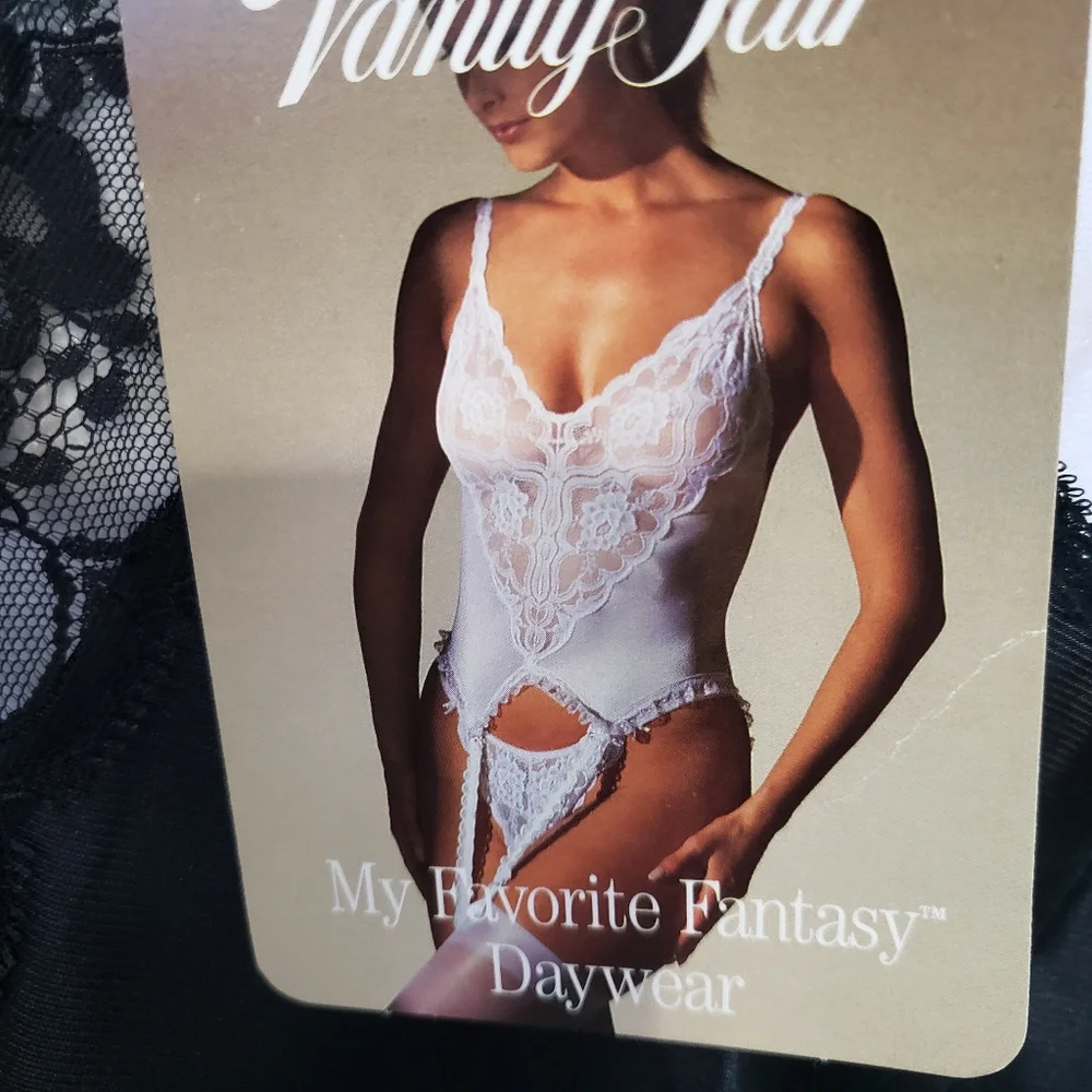 Vanity Fair vintage vanity